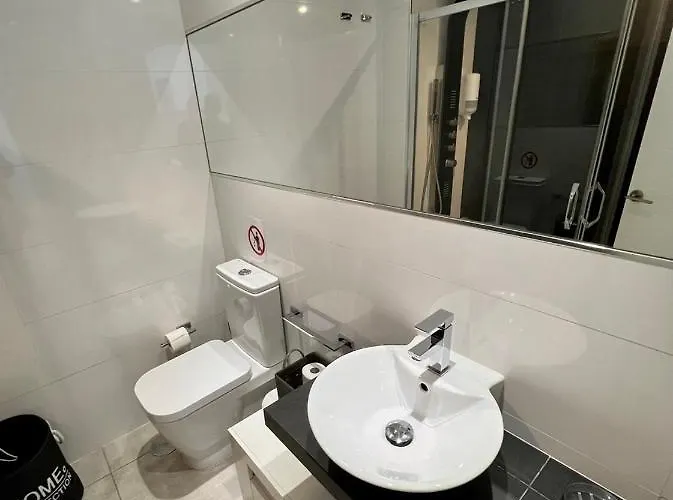 Apartamento Bristol Terrace Con Giardino Privato Esterno